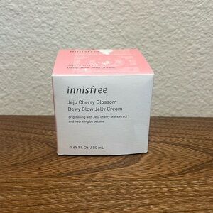Innisfree Cherry Blossom Dewy glow jelly cream
